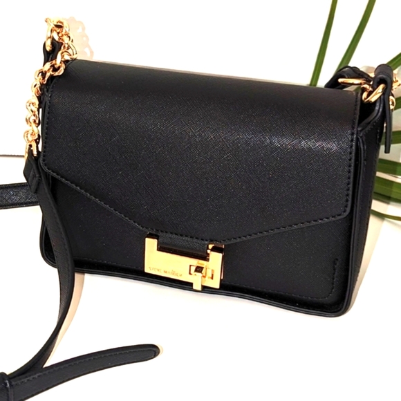 ✨NWT Steve Madden Black BMatty Crossbody Structured Hardbody w/Gold Chain Detail - Picture 5 of 13